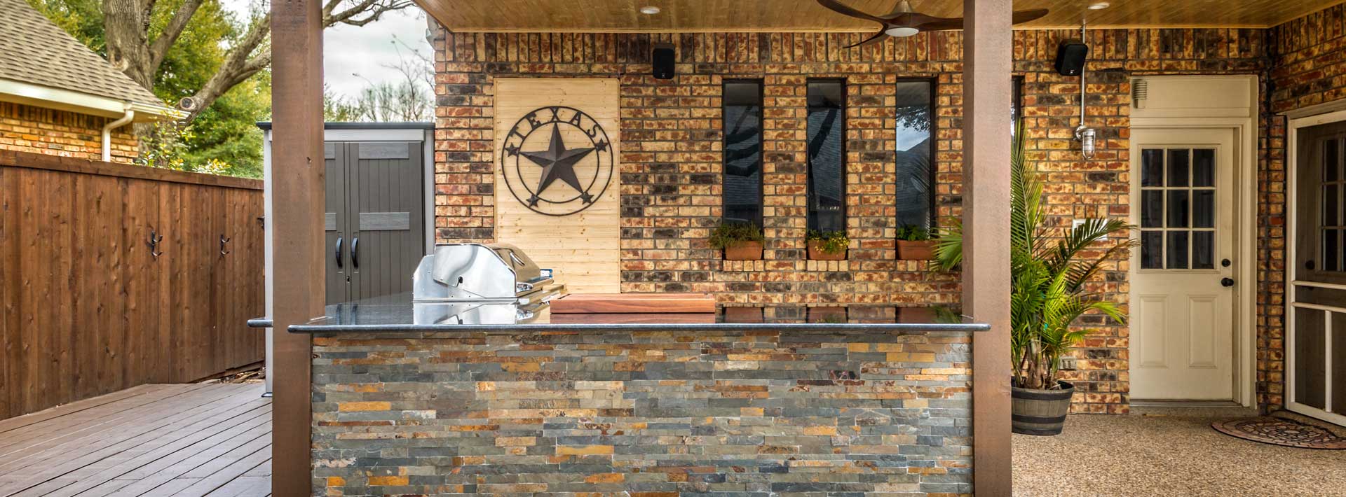 Outdoor Kitchens